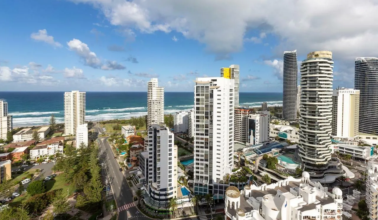 Qube Broadbeach Gold Coast Apart Otel