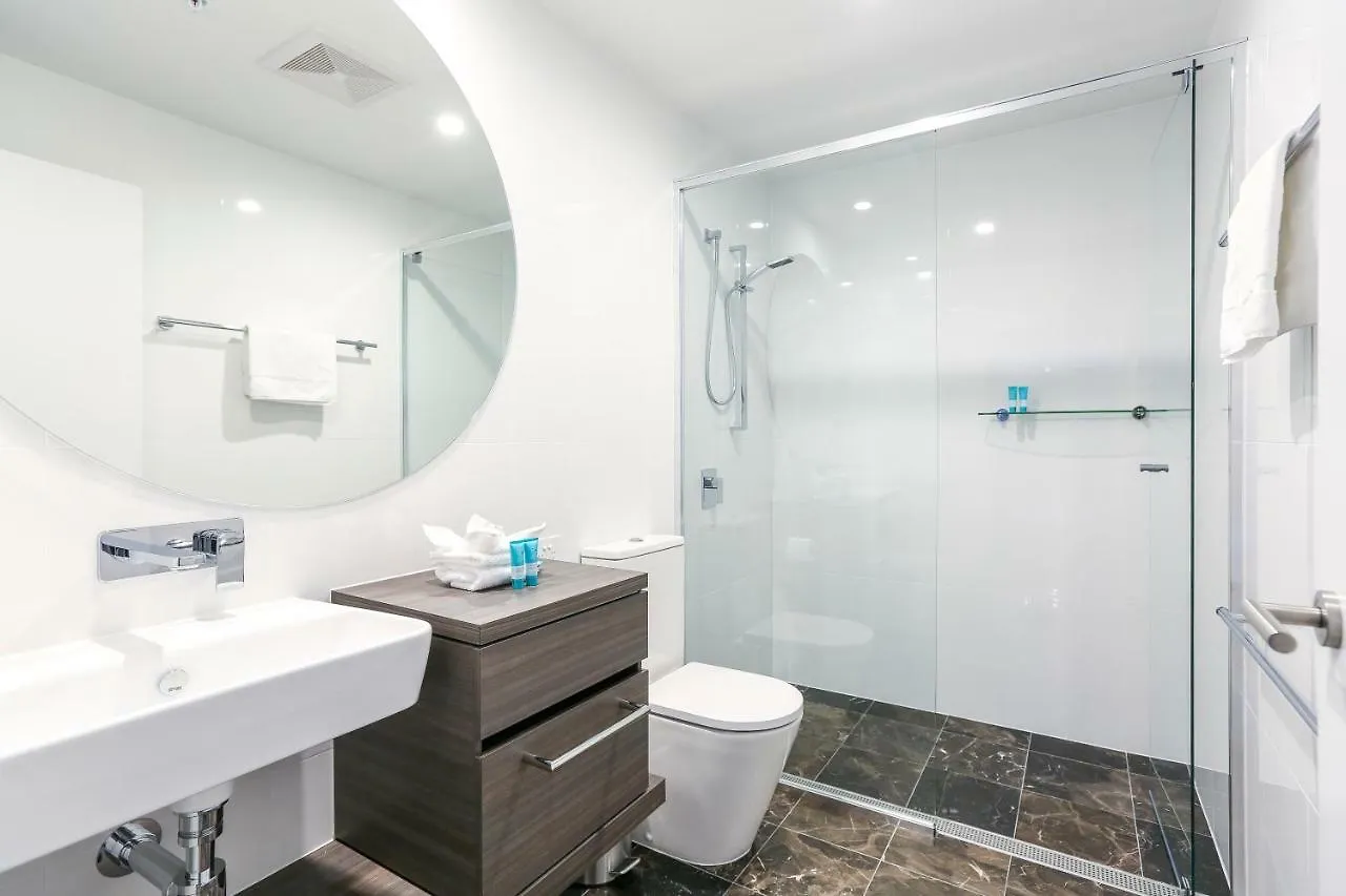 Qube Broadbeach Gold Coast Apart Otel